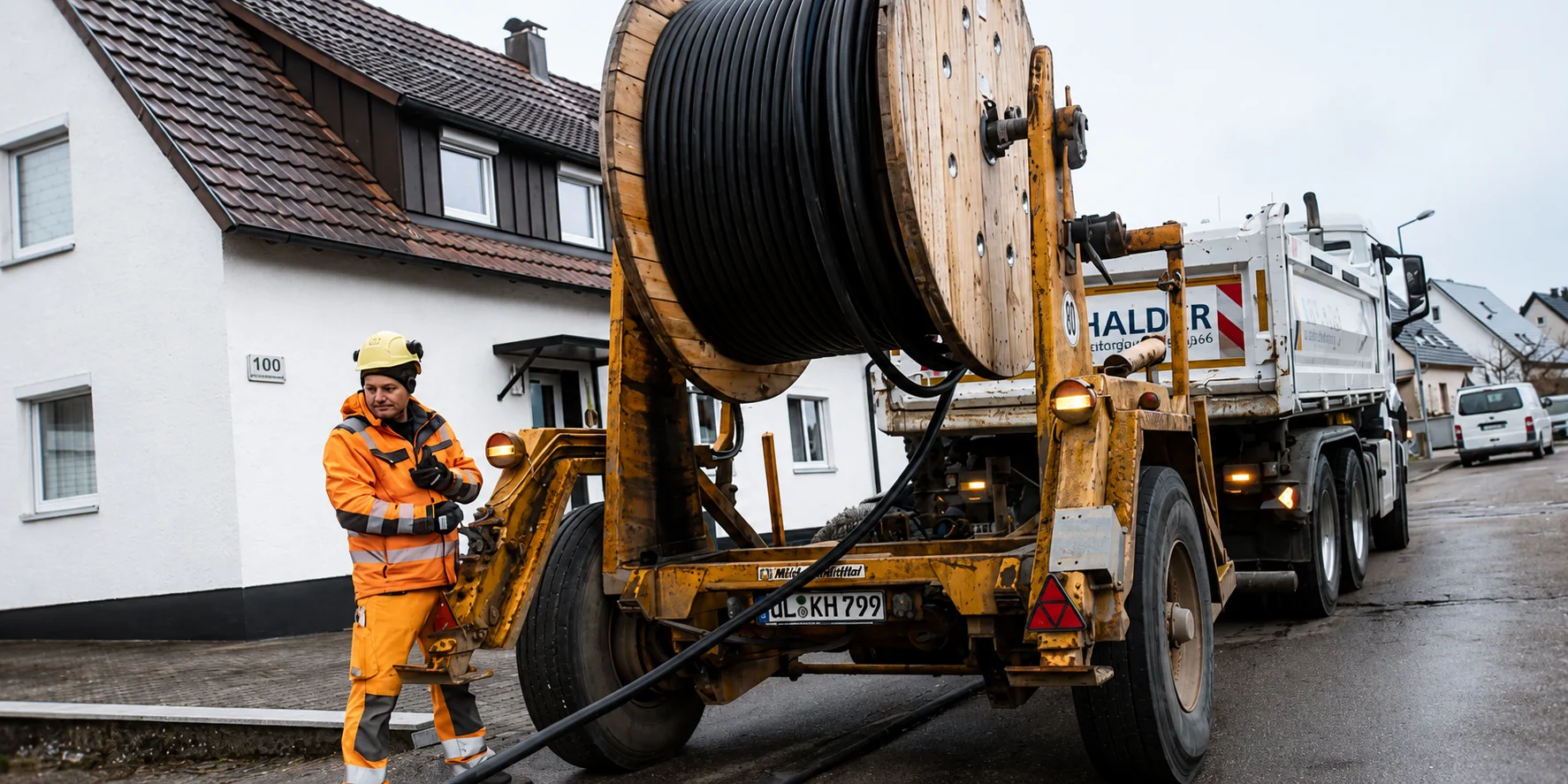 Leitungsbau: Kabelverlegung durch das Halder Team